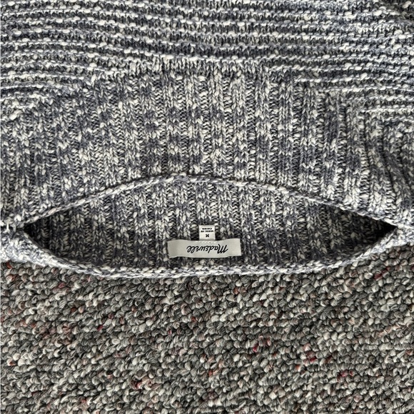 Madewell Heather Gray Crew Neck Cotton blend Sweater with buttons on the side M - Picture 8 of 9